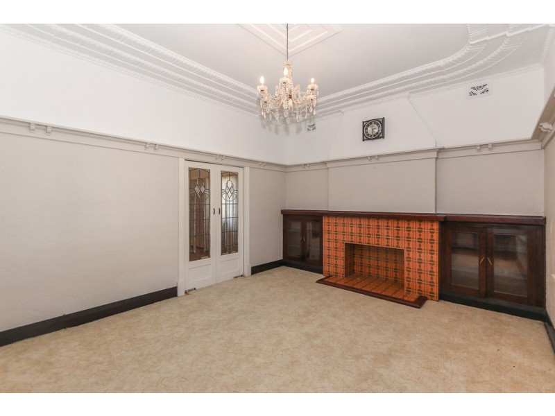 29 Robinson Street, Inglewood WA 6052