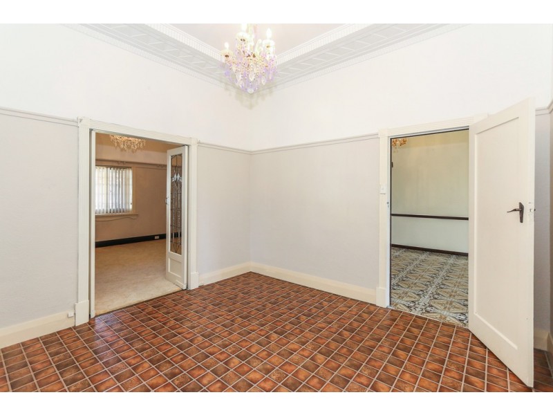 29 Robinson Street, Inglewood WA 6052