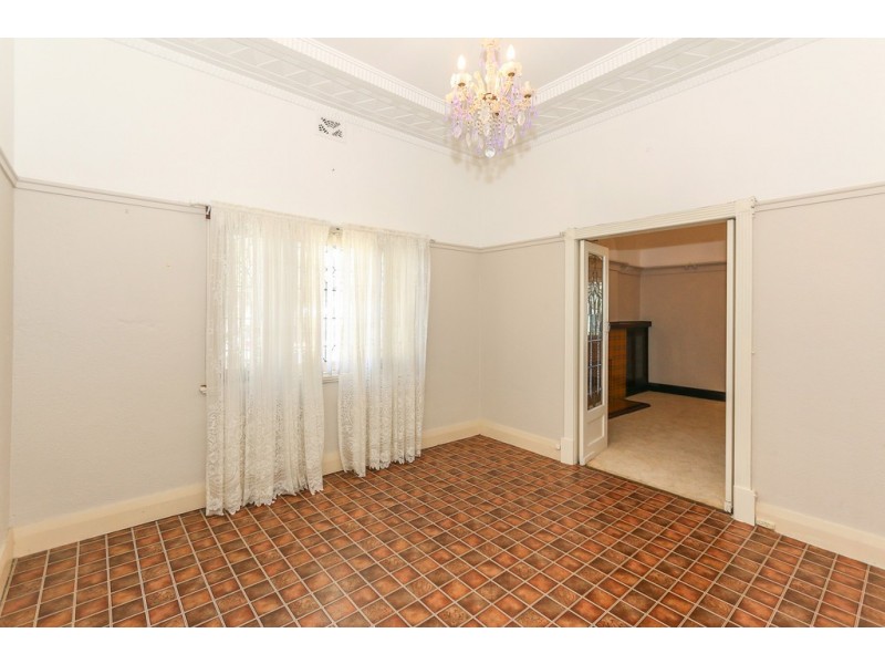 29 Robinson Street, Inglewood WA 6052