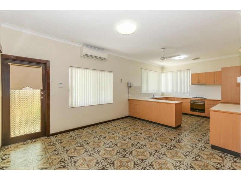 29 Robinson Street, Inglewood WA 6052