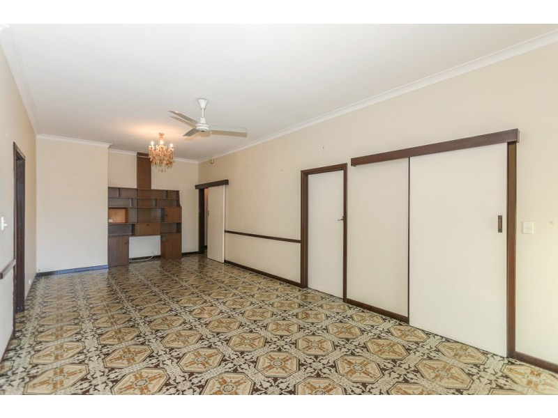 29 Robinson Street, Inglewood WA 6052