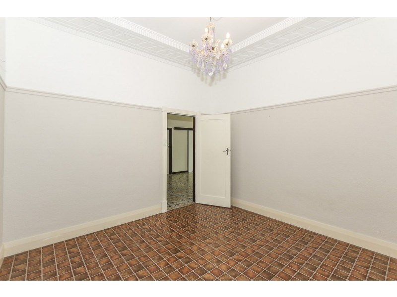 29 Robinson Street, Inglewood WA 6052