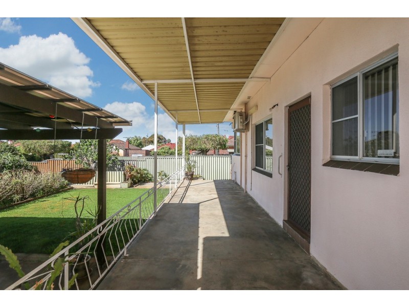 29 Robinson Street, Inglewood WA 6052