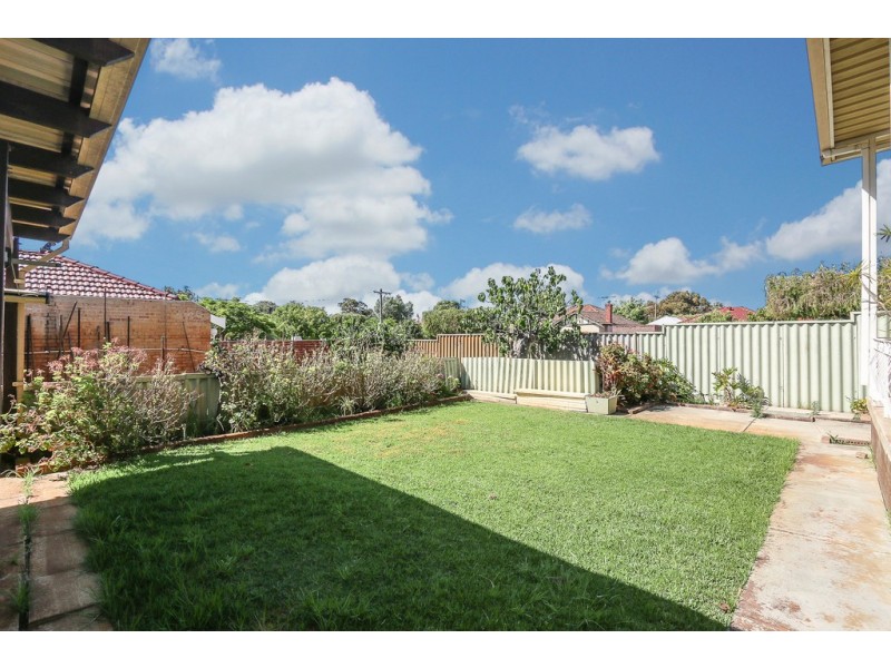 29 Robinson Street, Inglewood WA 6052