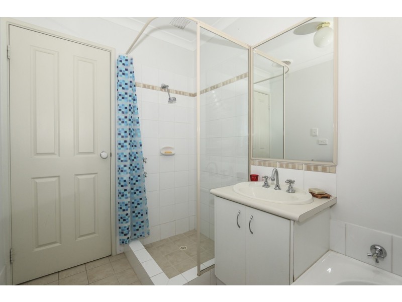 1/11 Clarence Road, Armadale WA 6112