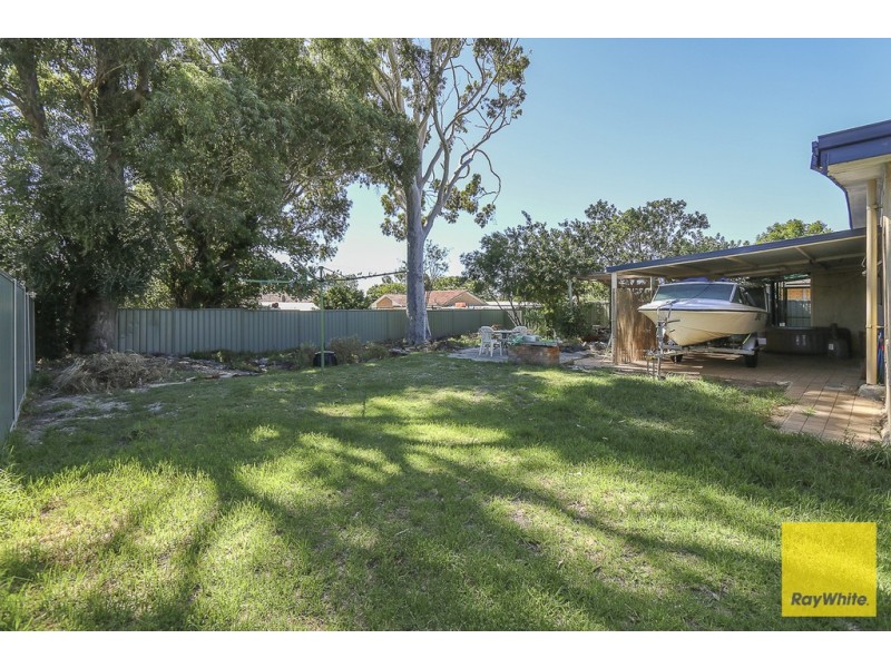 132 Owtram Road, Armadale WA 6112