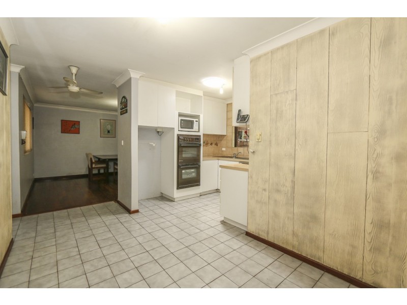 8 Cothill Court, Eden Hill WA 6054