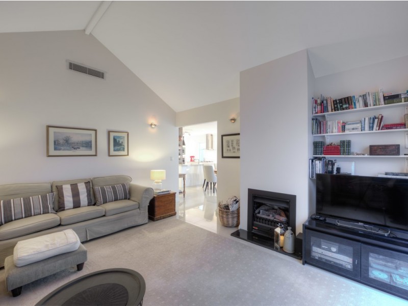 32 Laverstock Street, South Guildford WA 6055