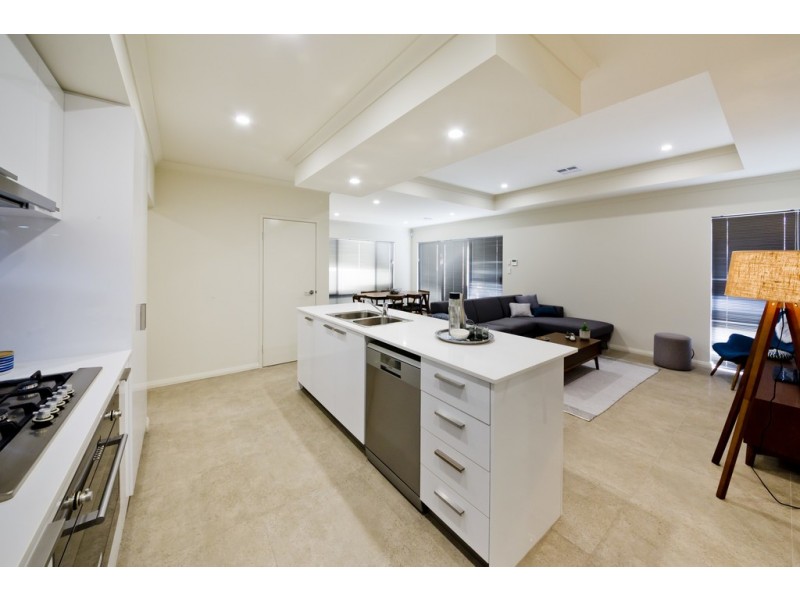 8c Hudson Street, Bayswater WA 6053