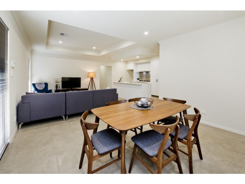 8c Hudson Street, Bayswater WA 6053