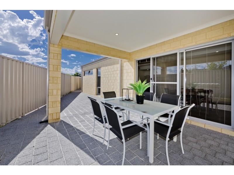 8c Hudson Street, Bayswater WA 6053