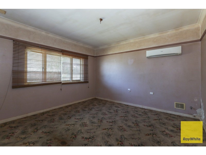 58 Scaddan Street, Bassendean WA 6054