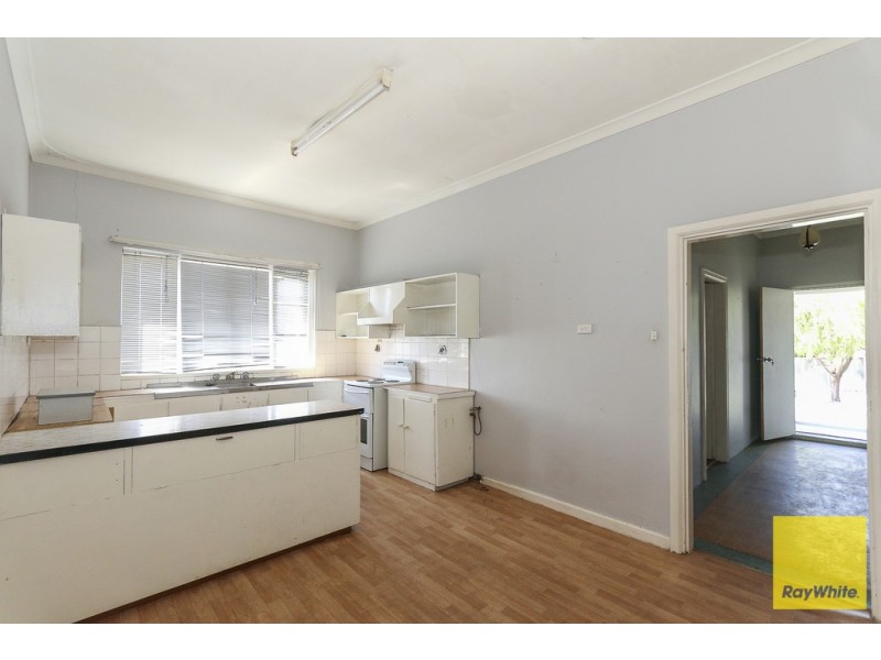 58 Scaddan Street, Bassendean WA 6054