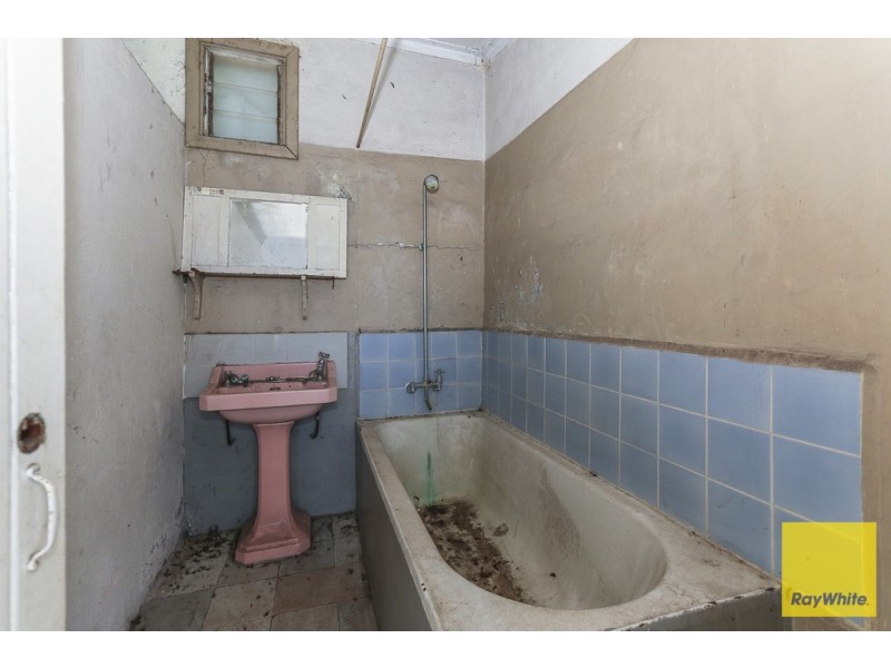 58 Scaddan Street, Bassendean WA 6054