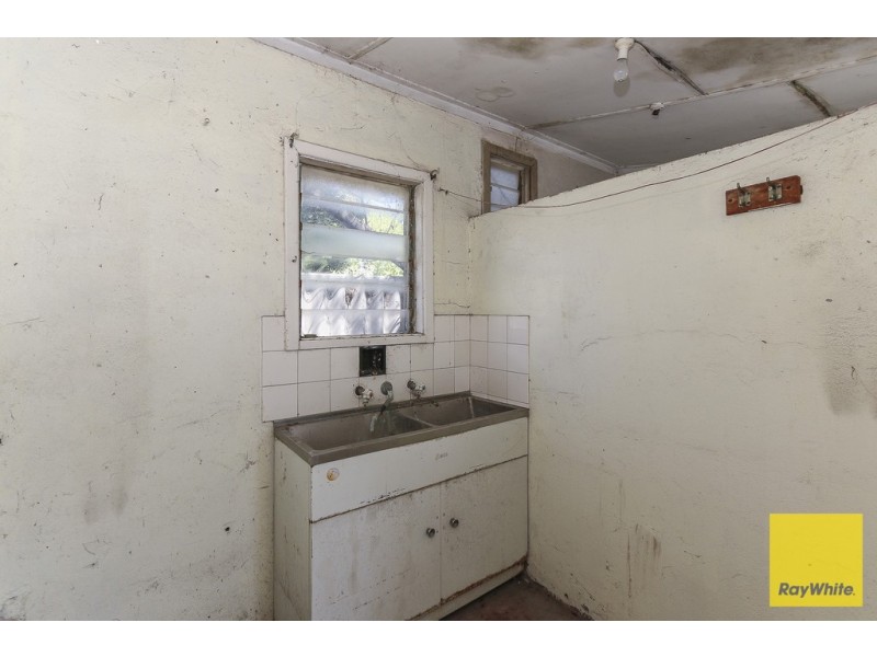 58 Scaddan Street, Bassendean WA 6054