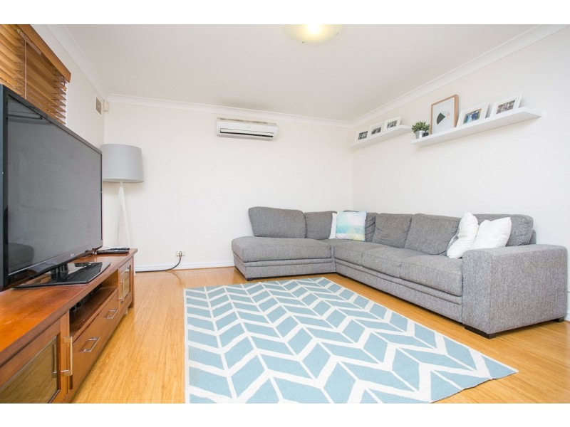 2/5 Camden Street, Dianella WA 6059
