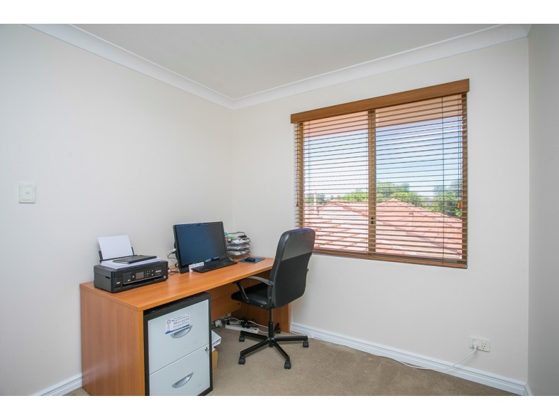 2/5 Camden Street, Dianella WA 6059