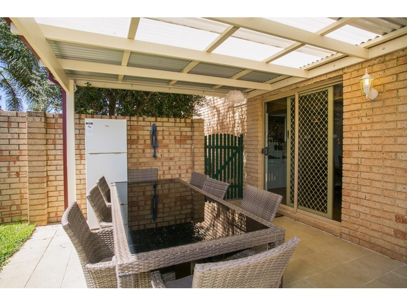 2/5 Camden Street, Dianella WA 6059