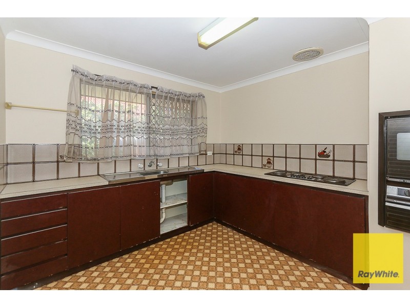 24B Littlemore Way, Eden Hill WA 6054