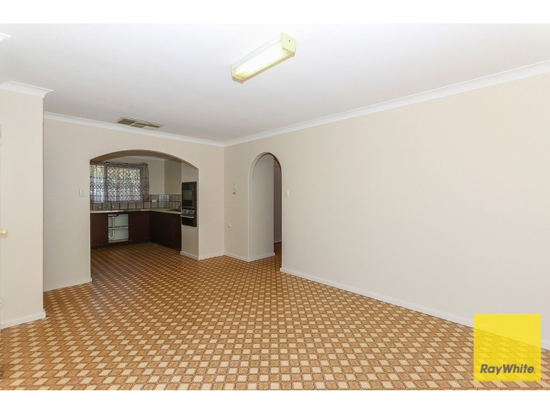 24B Littlemore Way, Eden Hill WA 6054