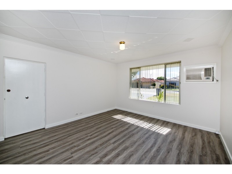 1/317 The Strand, Dianella WA 6059