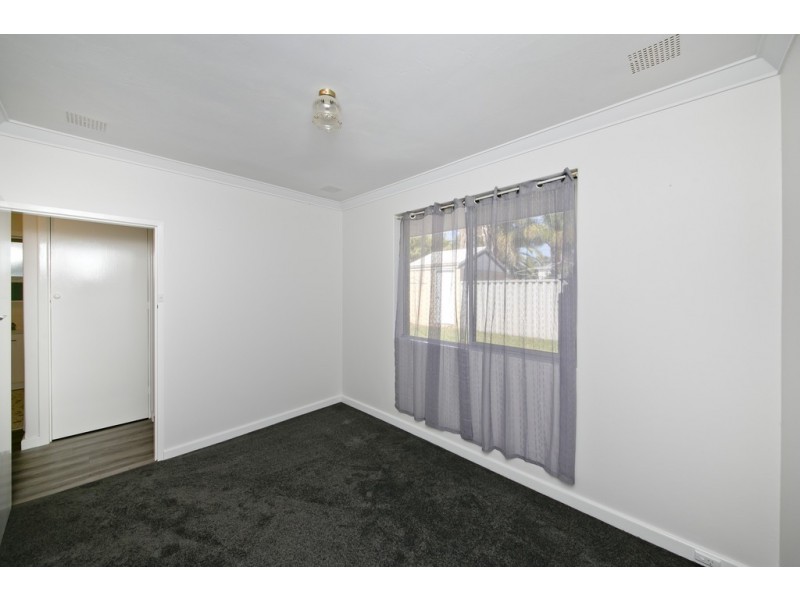 1/317 The Strand, Dianella WA 6059