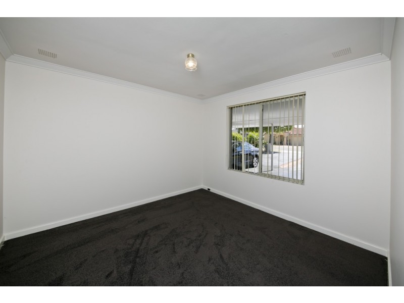 1/317 The Strand, Dianella WA 6059