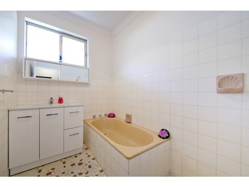 1/317 The Strand, Dianella WA 6059