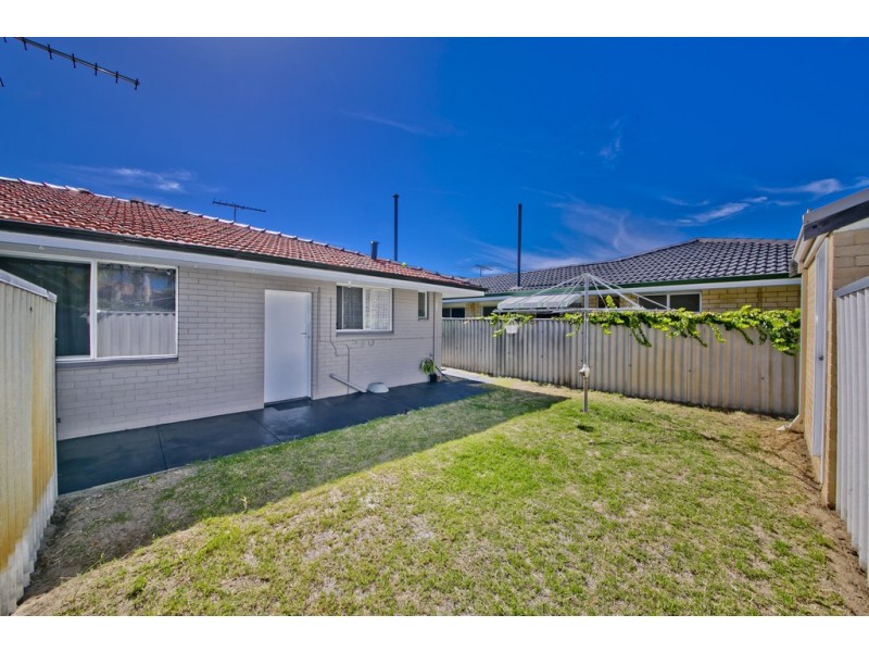 1/317 The Strand, Dianella WA 6059
