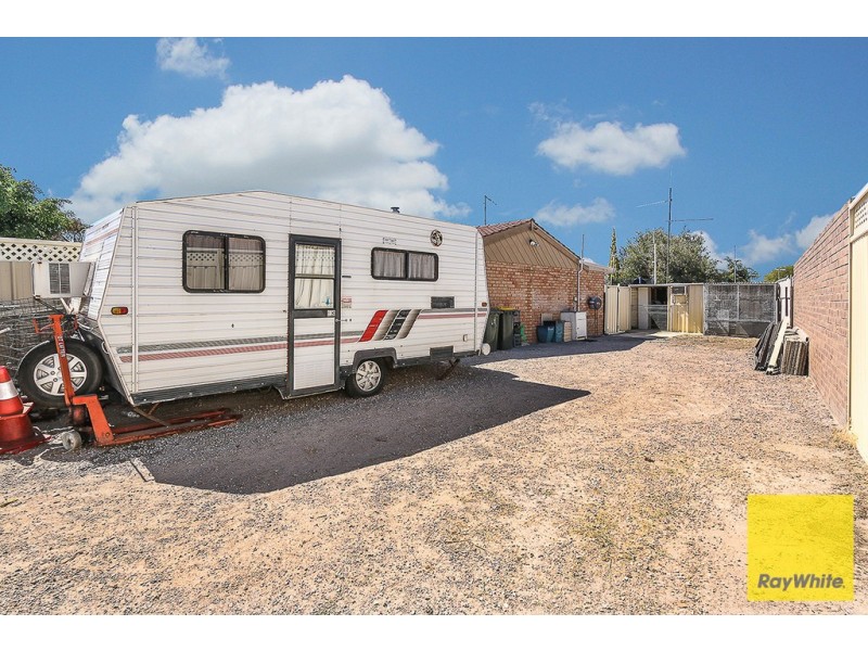 16 Grande Way, Beechboro WA 6063