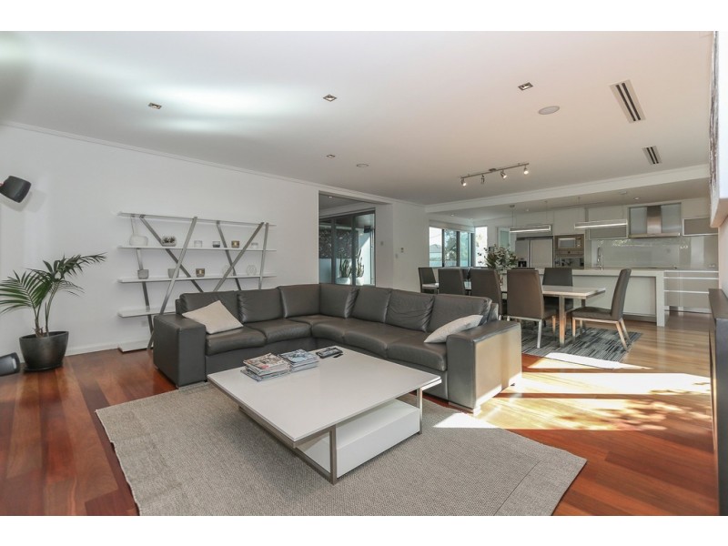 21 Kianga Crescent, Burns Beach WA 6028