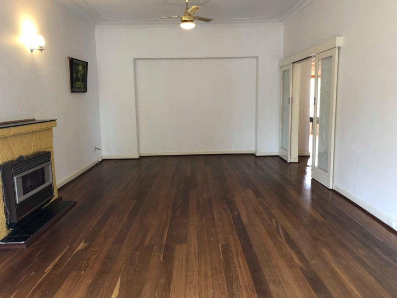 162 Birkett, Dianella WA 6059