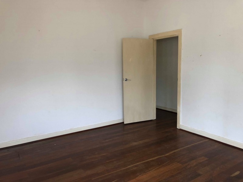 162 Birkett, Dianella WA 6059