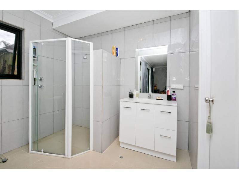 13 Collingwood Street, Dianella WA 6059