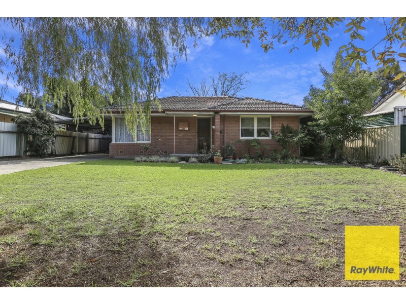 33 Weddall Road, Lockridge WA 6054