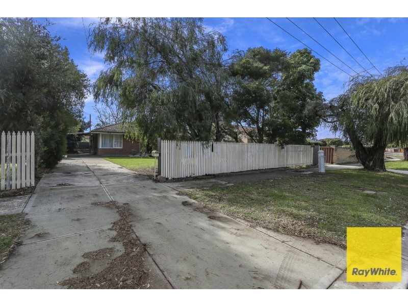33 Weddall Road, Lockridge WA 6054