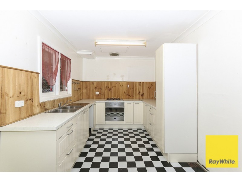 33 Weddall Road, Lockridge WA 6054