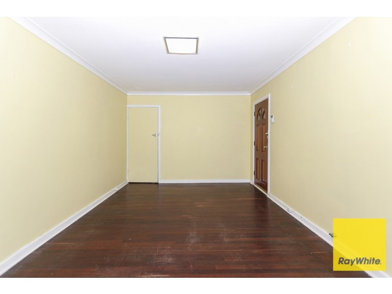 33 Weddall Road, Lockridge WA 6054