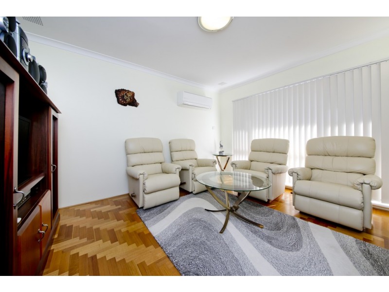 8/90 Wanneroo Road, Yokine WA 6060