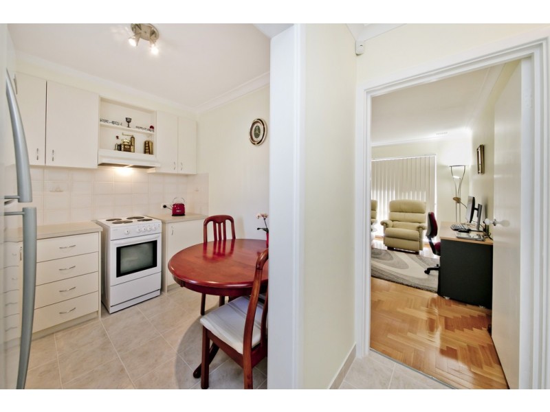 8/90 Wanneroo Road, Yokine WA 6060