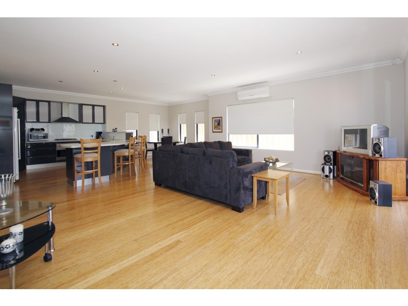 55A Fourth Avenue, Bassendean WA 6054