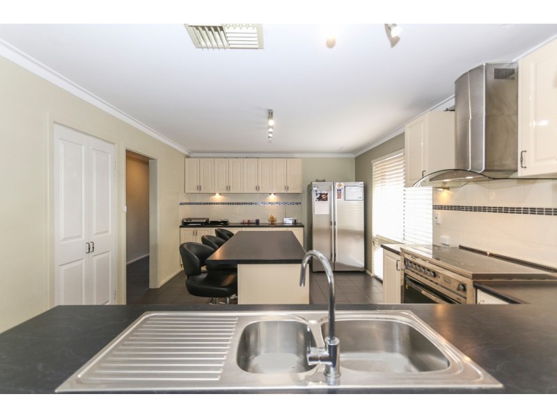 40 Penzance Street, Bassendean WA 6054