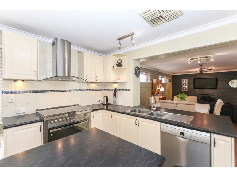 40 Penzance Street, Bassendean WA 6054