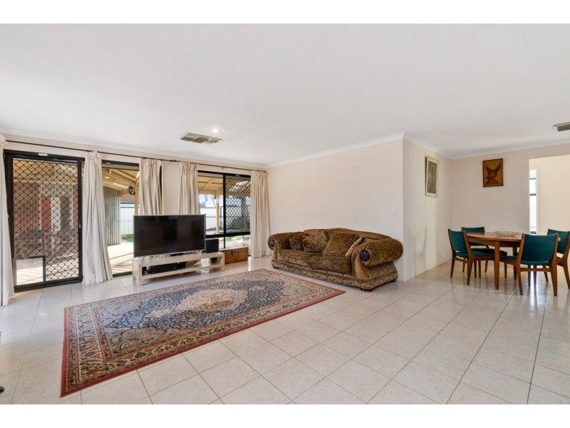 2 Kickett Court, Lockridge WA 6054