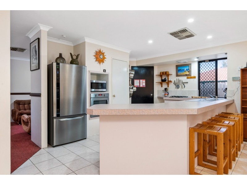 2 Kickett Court, Lockridge WA 6054