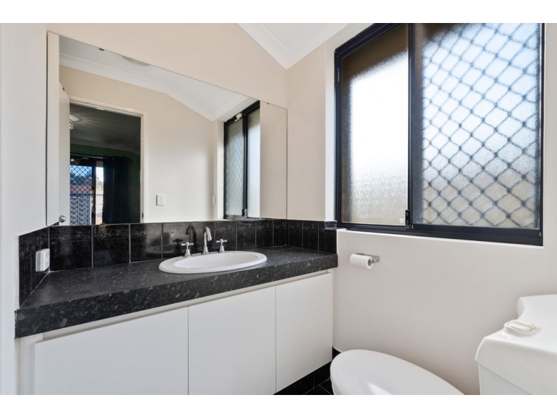 2 Kickett Court, Lockridge WA 6054