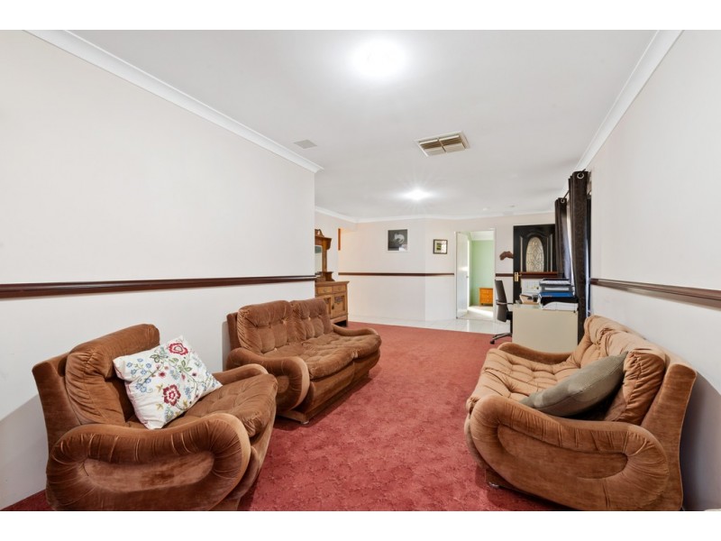 2 Kickett Court, Lockridge WA 6054