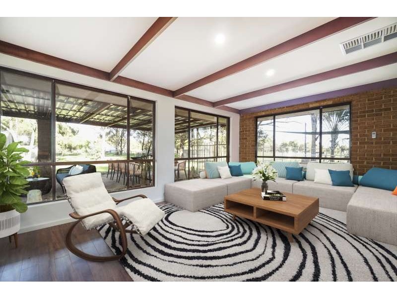 160 McNeill Road, Champion Lakes WA 6111