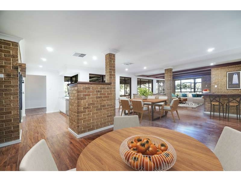 160 McNeill Road, Champion Lakes WA 6111