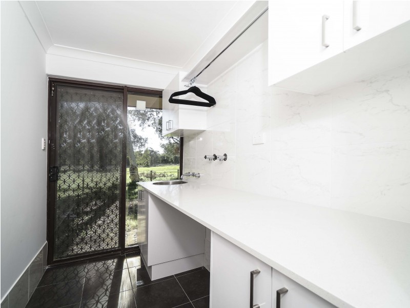 160 McNeill Road, Champion Lakes WA 6111